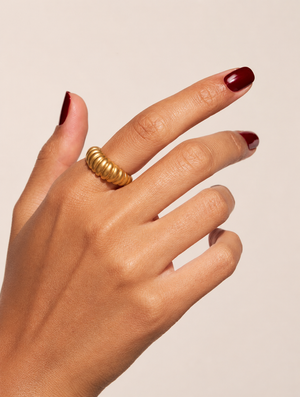 Photo de la bague Sélène de la marque de bijoux Adaelya