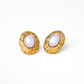 Photo des boucles d'oreille Opaline de la marque de bijoux Adaelya